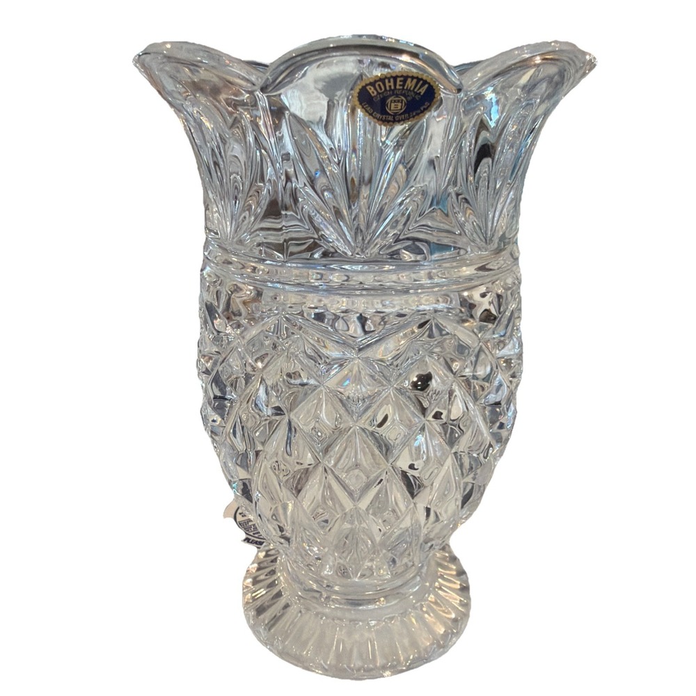 Vtg Bohemia Czech Hand‎ Cut 24% Lead Crystal Pineapple Shaped Vase. No Chips